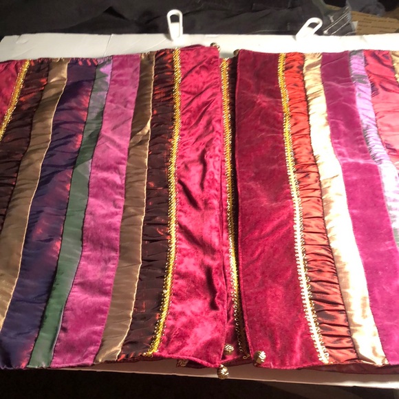 Set of four Fall fancy velour multicolored table sitting fancy table placemats - Picture 3 of 13